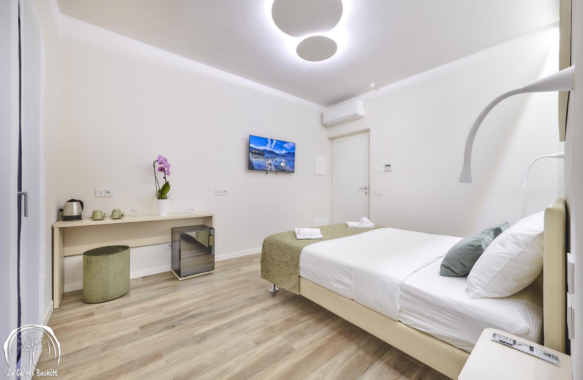 Foresteria Guesthouse Ca' Dei Bachitt Лиерна Екстериор снимка