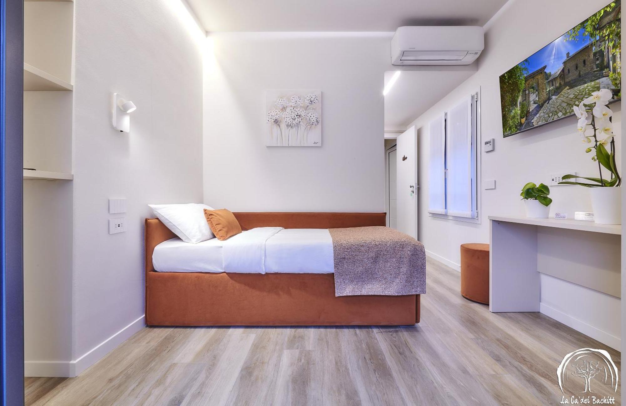Foresteria Guesthouse Ca' Dei Bachitt Лиерна Екстериор снимка