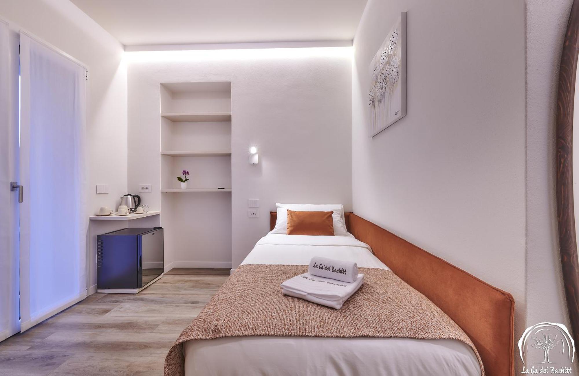 Foresteria Guesthouse Ca' Dei Bachitt Лиерна Екстериор снимка