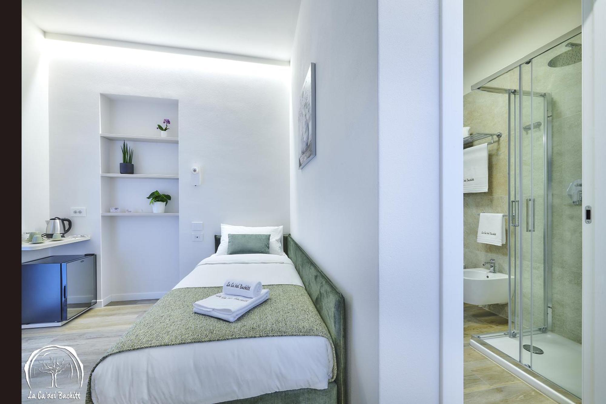Foresteria Guesthouse Ca' Dei Bachitt Лиерна Екстериор снимка