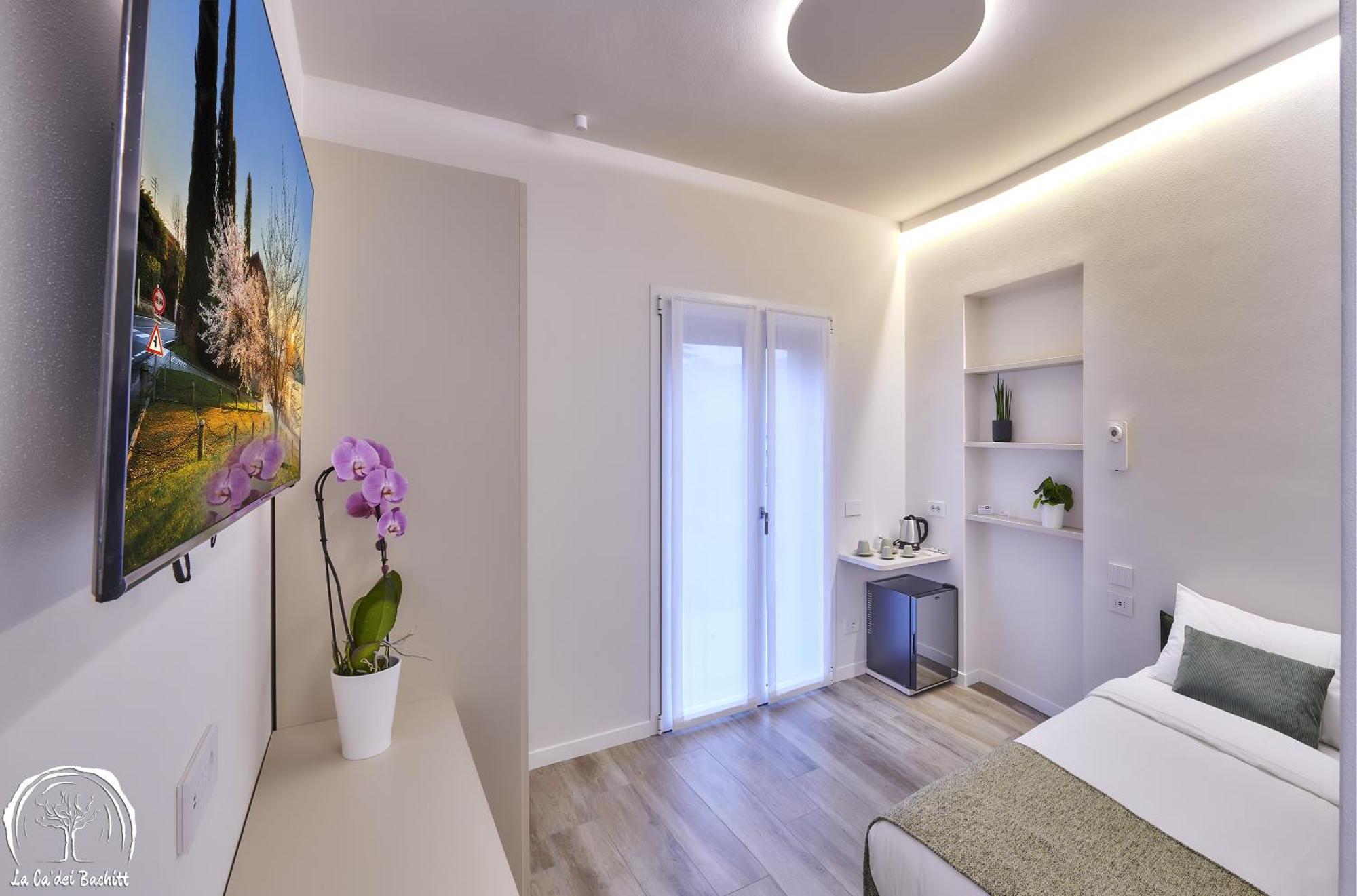 Foresteria Guesthouse Ca' Dei Bachitt Лиерна Екстериор снимка